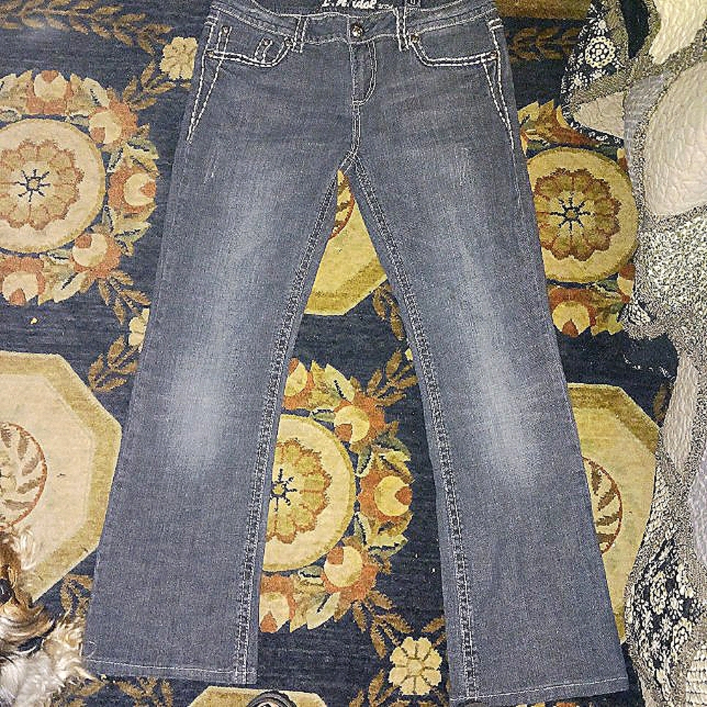 LA IDOL JEANS